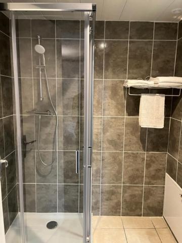 Attrap'Reves Hotell Aspres-sur-Buëch Exteriör bild